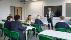 Schools in England get extra £500m in bid to avoid teachers’ pay strike