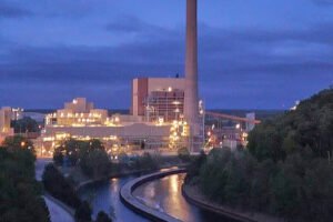 Court Strikes Down Trump Order to Keep an Aging Coal-Burning Plant Running